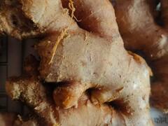 राजस्थान में टमाटर ही नहीं अब अदरक ने भी तोड़ा रिकॉर्ड, क्यों 400 रुपये तक पहुंचा रेट?