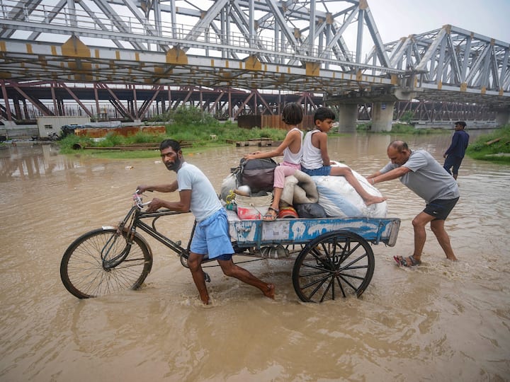 The affected persons are being relocated to the East, North, Northeast, Southeast, Central, and Shahdara areas of Delhi. (Image Source: PTI)
