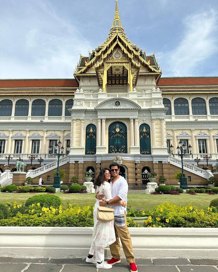 She also spoke about the surprise he had planned for her at home. 