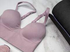 ब्रेस्ट में होने वाली खुजली को मामूली समझकर न करें अनदेखा, इसके पीछे के कारण जानकर आप भी हो जाएंगे परेशान