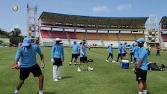 প্রথম টেস্টের আগে অভিনব উপায়ে ফিল্ডিং অনুশীলন সারলেন কোহলি, রাহানেরা