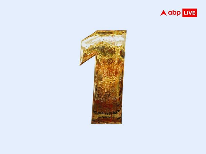 मूलांक 1- मूलांक 1 वालों के लिए यह सप्ताह चुनौती से भरा रहने वाला है. इस सप्ताह आपका व्यवहार आक्रामक हो सकता है और आप दूसरों पर हावी हो सकते हैं. आपके व्यवहार से दूसरों को चोट पहुंच सकती हैं जिसका पछतावा आपको बाद में होगा. इस सप्ताह आपको कोई भी महत्वपूर्ण फैसला लेने से बचना चाहिए. इस मूलांक के लोगों को इस सप्ताह प्रेम संबंधों में उतार-चढ़ाव का सामना करना पड़ सकता है. आपको रिश्ते में धोखा मिल सकता है. गुस्से पर नियंत्रण रखें.