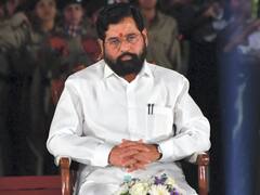 राज्याच्या राजकारणात पुन्हा नवा ट्वीस्ट? मध्यरात्री मुख्यमंत्री अचानक मुंबईत, नेहमीची गाडी टाळत दुसऱ्याच गाडीनं रवाना