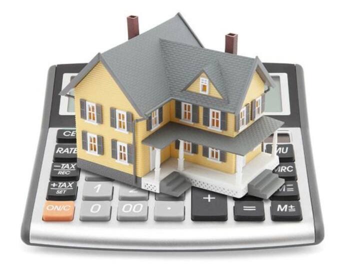 Hyderabad Records 69 percent Jump in residential properties sale of first six months of 2023 Properties Sale: రియల్‌ ఎస్టేట్‌లో హైదరాబాద్‌ ఫస్ట్‌, దేశంలో మరెక్కడా ఈ స్థాయిలో ఇళ్లు కొనట్లా!