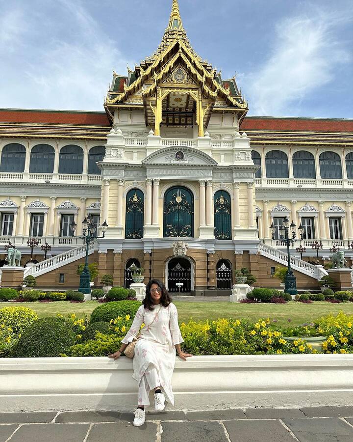 Aishwarya spoke to Pinkvilla about getting emotional on seeing him. She said, 