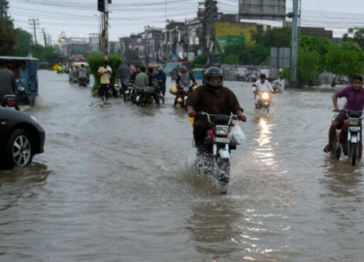 Pakistan Heavy Rainfall 86 people killed151 injured since June 25 as monsoon rains Pakistan Flood: पाकिस्तान में भारी बरसात ने मचाई तबाही, 86 लोगों की मौत, 151 घायल