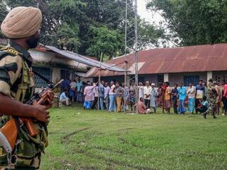 இரத்தமும் நெருப்பும் சூழ நடந்து முடிந்த வாக்குப்பதிவு… மேற்கு வங்க பஞ்சாயத்து தேர்தல் வாக்கு எண்ணிக்கை இன்று!