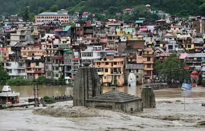 17 Punekars stranded in Himachal floods Contact lost with 7 tourists Pune News : हिमाचलच्या पुरात 17 पुणेकर अडकले; 7 पर्यटकांशी संपर्क तुटला, शोध सुरु