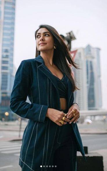 ਹਾਲ ਹੀ 'ਚ ਅਦਾਕਾਰਾ ਨੇ ਆਪਣੇ ਲੇਟੈਸਟ ਫੋਟੋਸ਼ੂਟ ਦੀਆਂ ਤਸਵੀਰਾਂ ਪੋਸਟ ਕੀਤੀਆਂ ਹਨ, ਜਿਸ 'ਚ ਉਸ ਦਾ ਹੌਟਨੈੱਸ ਨਾਲ ਭਰਪੂਰ ਅਵਤਾਰ ਪ੍ਰਸ਼ੰਸਕਾਂ ਦੇ ਦਿਲਾਂ 'ਚ ਧਮਾਲ ਮਚਾ ਰਿਹਾ ਹੈ। ਦੇਖੋ ਅਦਾਕਾਰਾ ਦਾ ਬੋਲਡ ਲੁੱਕ...