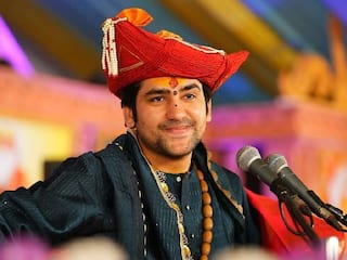 Bageshwar Dham: પંડિત ધીરેન્દ્ર શાસ્ત્રીની કથામાં મચી નાસભાગ, અનેકને કરંટ લાગ્યો