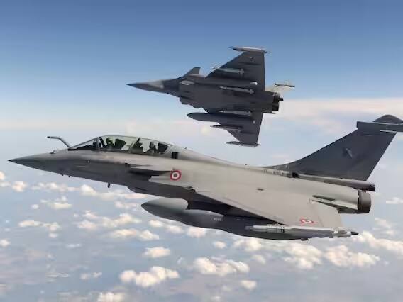 या भेटीदरम्यान पंतप्रधान मोदी 26 राफेल सागरी लढाऊ विमानं (Rafale-M) खरेदी करण्यासाठी अब्ज डॉलरच्या कराराची घोषणा करू शकतात.