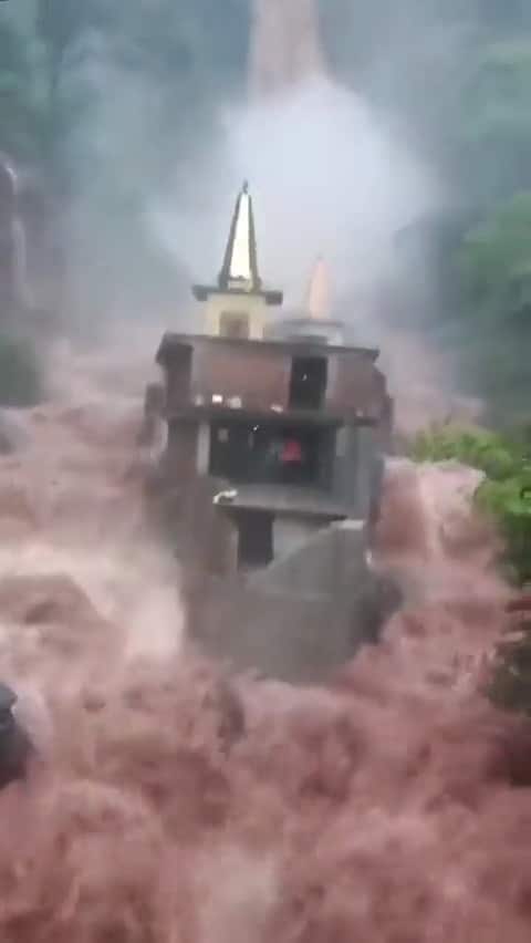 Panchvaktra Temple Viral Video | వరదల ధాటికి తట్టుకుని నిలబడుతున్న ఆలయాలు | ABP Desam