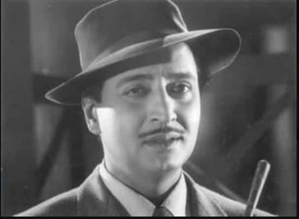 Pran Death Anniversary: This villain of Bollywood used to charge more than the hero, the actress is scared even in real life Pran Death Anniversary: હીરો કરતાં પણ વધારે ફી લેતો હતો Bollywoodનો આ વિલન, રિયલ લાઈફમાં પણ ડરતી એક્ટ્રેસ