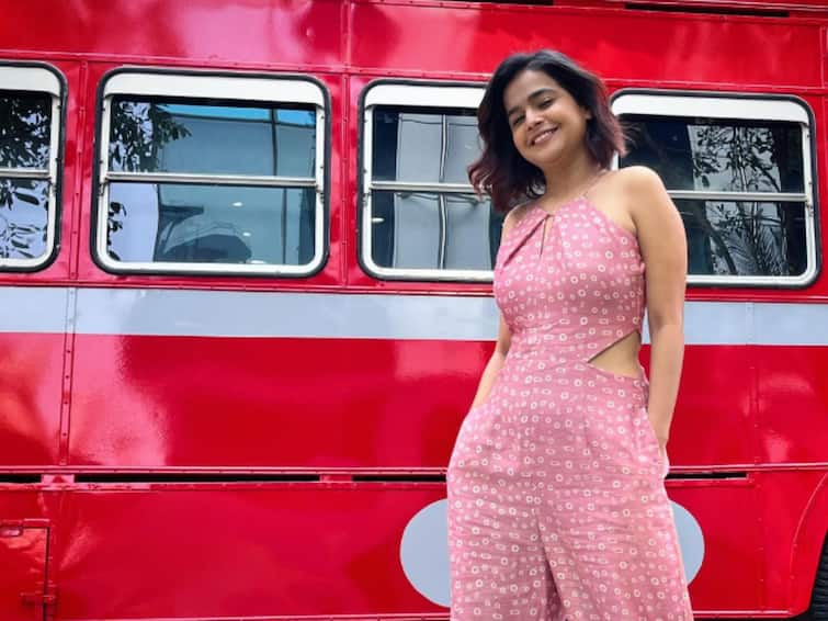 Suhani Shah Magician mentalist talks about panipuri as favourite street food Suhani Shah Talks About Her Favourite Street Food Panipuri. Says, 'I Can Have It Anytime And Everytime'