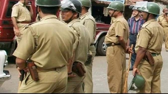 teacher slapped girl student for wearing bindi in jharkhand suicide accused arrested Suicide :બિંદી લગાવીને સ્કૂલે જતાં શિક્ષકે એવી સજા આપી કે, વિદ્યાર્થીને કરી લીધો આપઘાત