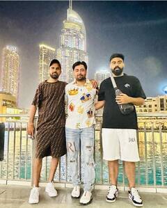 Sharry Mann: ਸ਼ੈਰੀ ਮਾਨ ਦੋਸਤਾਂ ਨਾਲ ਦੁਬਈ 'ਚ ਬਿਤਾ ਰਹੇ ਛੁੱਟੀਆਂ, ਤਸਵੀਰਾਂ 'ਚ ਮਸਤੀ ਕਰਦਾ ਨਜ਼ਰ ਆਇਆ ਗਾਇਕ
