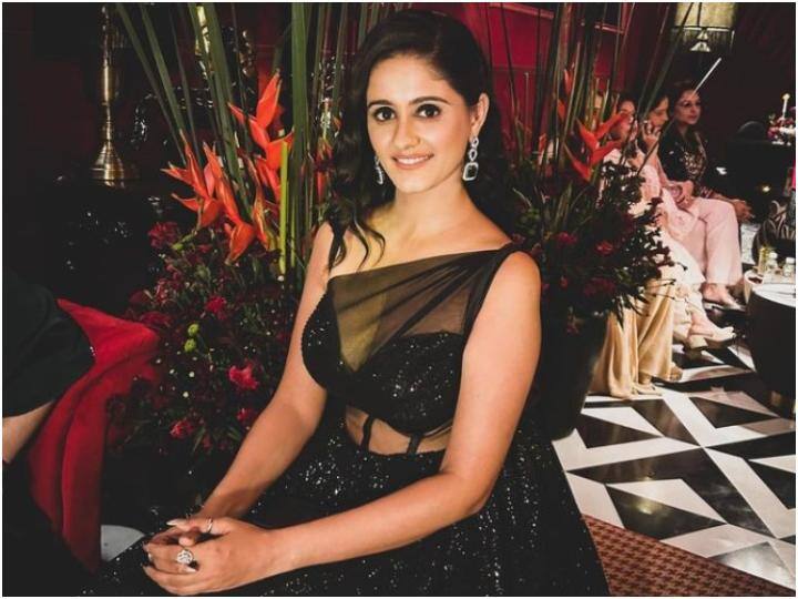 Naagin 7: 'नागिन 7' में 'शिव नागिन' बनी हैं 'गुम है किसी के प्यार में' फेम आयशा सिंह? एक्ट्रेस ने रुमर्स पर तोड़ी चुप्पी बताया सच Ghum Hai KisiKe Pyaar Meiin fame Ayesha Singh broke her silence on the rumours of playing lead role in Naagin 7 Naagin 7: 'नागिन 7' में 'शिव नागिन' बनी हैं 'गुम है किसी के प्यार में' फेम आयशा सिंह? एक्ट्रेस ने रुमर्स पर तोड़ी चुप्पी बताया सच