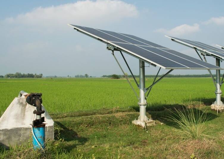 Electricity : Irrigation of Crops from Mobile Solar Plant Everyone was Surprised Electricity : આ ઉપાયથી ખેતરમાં મળશે 24 કલાક લાઈટ અને પાણી