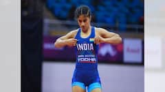 প্রতিযোগিতামূলক কুস্তিতে ফিরছেন ভিনেশ ফোগাত, নামবেন বুদাপেস্ট র‍্যাঙ্কিং সিরিজে