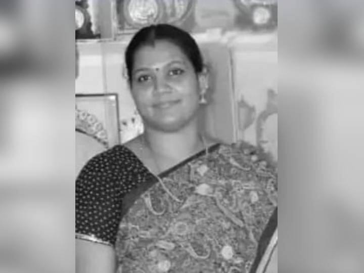 dmk women Councilor suicide with her family in Namakkal DMK Councilor: திமுக பெண் கவுன்சிலர் குடும்பத்துடன் தற்கொலை? - நாமக்கலில் பரபரப்பு சம்பவம்