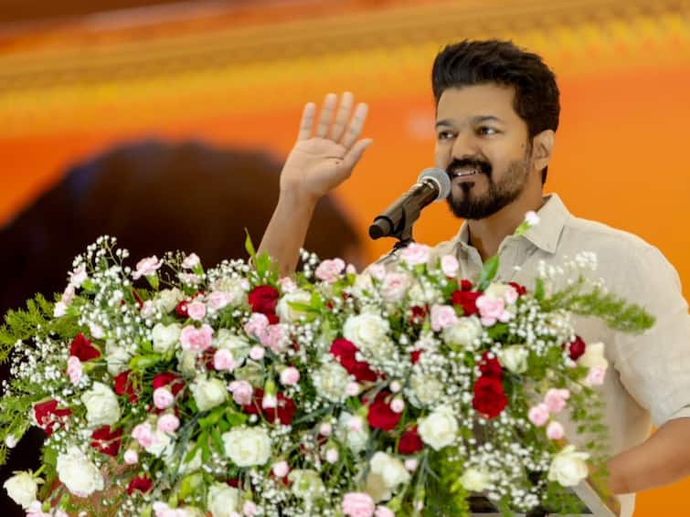 thalapathy vijay 69 movie is bhagavath kesari Remake? VTV Ganesh breaks the truth Thalapathy 69 Movie: விஜய் 5 முறை பார்த்து ரசித்த பாலைய்யா படத்தின் ரீமேக்கா தளபதி 69? விடிவி கணேஷ் ஓபன் டாக்!
