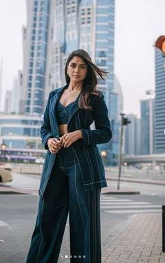 Mrunal Thakur: ਮ੍ਰਿਣਾਲ ਠਾਕੁਰ ਨੇ ਕੋ-ਆਰਡ ਸੈੱਟ 'ਚ ਦਿਖਾਈ ਬੋਲਡ ਲੁੱਕ, ਇੰਟਰਨੈੱਟ 'ਤੇ ਵਾਇਰਲ ਹੋਈਆਂ ਤਸਵੀਰਾਂ