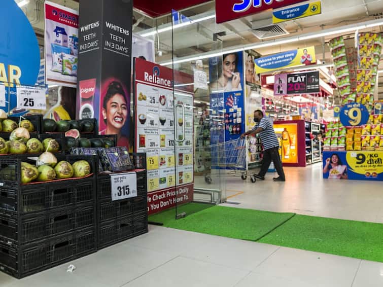 Reliance Retail Among Prospective Buyers For Future Enterprises Reliance Retail Among Prospective Buyers For Future Enterprises