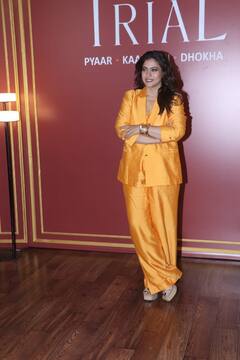 फोटो क्लिक करने पर पैपराजी पर भड़कीं Kajol, बोलीं- इतनी देर से क्या कर रहे थे तुम लोग?