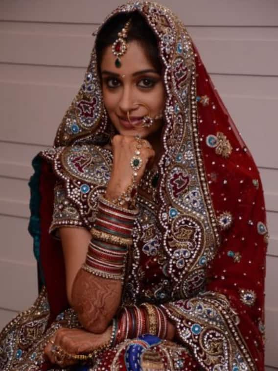 हर दुल्हन के लिए परफेक्ट हैं साड़ी ब्लाउज के ये 10 डिज़ाइनंस