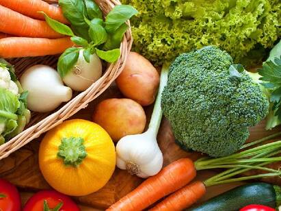 vegetables price list 12th July 2023 chennai koyambedu market Vegetables Price: விண்ணைமுட்டும் விலைவாசி.. தக்காளி விலை இன்றும் உயர்வு! கவலையில் மக்கள்.. இன்றைய காய்கறிகள் விலை நிலவரம்..!