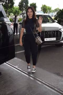 Bhumi Pednekarના એરપોર્ટ લૂક પર ફેન્સ ફિદા, સ્ટાઇલિશ અંદાજ, ડ્રેસમાં મેચિંગ બેગે ખેંચ્યુ ધ્યાન......