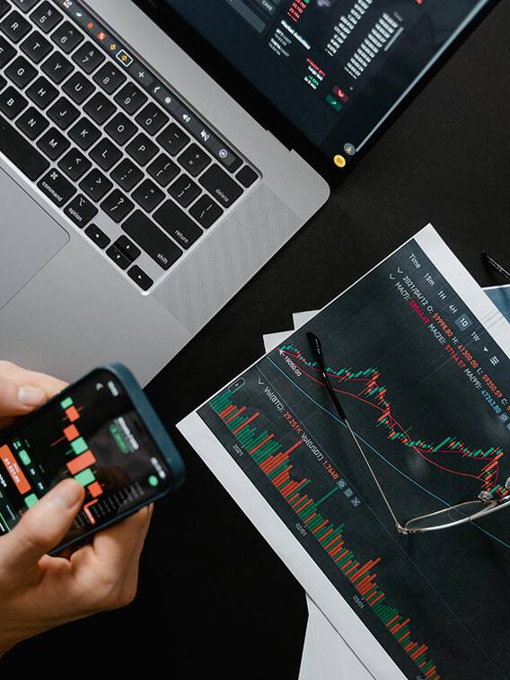 ఓఎన్జీసీ అప్‌ - అదానీ డౌన్‌