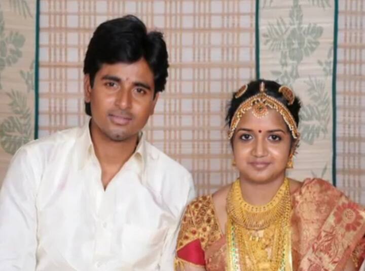 கடந்த 2010 ஆம் ஆண்டு தனது உறவினரான ஆர்த்தியை திருமணம் செய்தார் சிவகார்த்திகேயன். அதன்பிறகு இந்த தம்பதிக்கு ஆராதனா என்ற பெண் குழந்தை பிறந்தது.