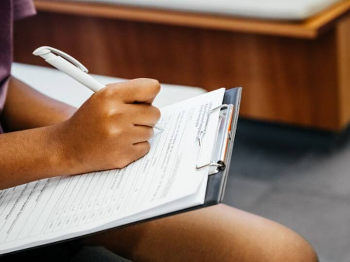 These forms are issued for TDS deducted on payments other than salaries. Form-16B is issued when a person sells his property with details about TDS deducted from the amount paid to the seller. Form 16C reflects the TDS deducted on rent at 5 per cent by an individual or HUF under Section 194IB. Form 16A is issued by deductors like banks, contractors, etc. Form 16B is issued by the buyer. The details of TDS can alternatively be fetched from your Form 26AS. (Image: Getty)