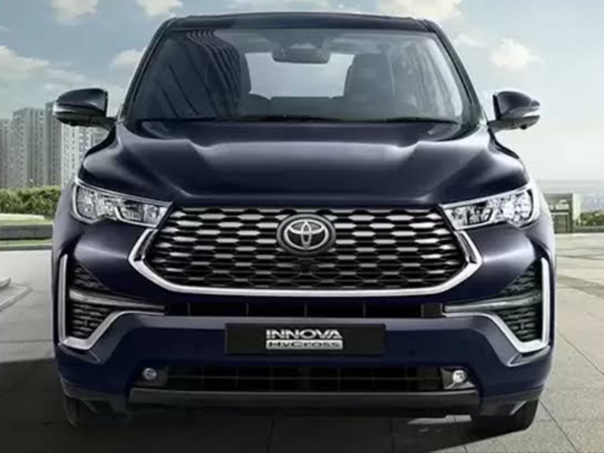 Invicto Vs Innova Hycross: Both Cars Creating Buzz, Know The Top Differences In Specifications, Features