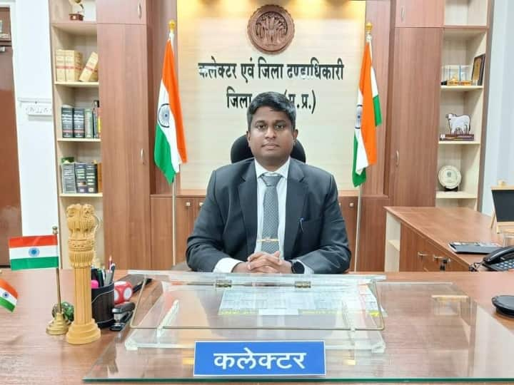 MP News Guna collector suspended teacher principal who was absent in schools ann MP News: गुना कलेक्टर का ताबड़तोड़ एक्शन, स्कूल में एबसेंट टीचर-प्रिसिंपल पर की कार्रवाई