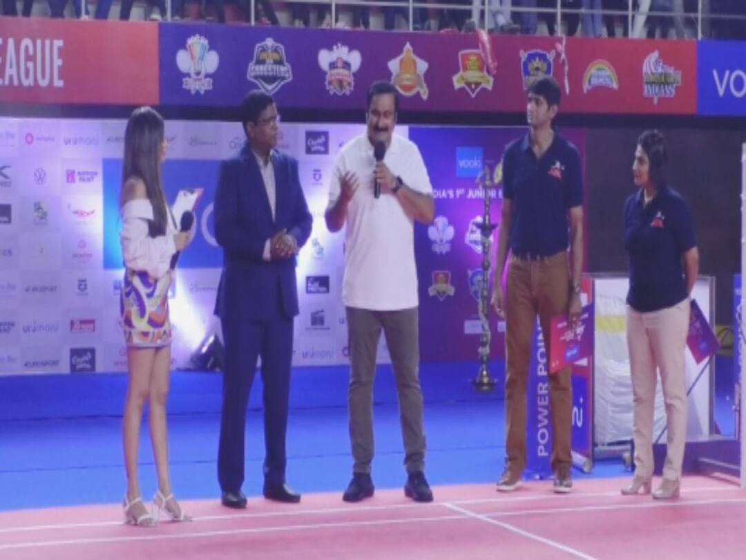 JBLSeason 2 : திருச்சியில் கோலாகலமாக தொடங்கியது ஜூனியர் பேட்மிட்டன் போட்டி!