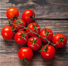 ਜੇ ਤੁਸੀਂ ਵੀ ਹੋ ਇਨ੍ਹਾਂ 5 ਚੀਜ਼ਾਂ ਤੋਂ ਪਰੇਸ਼ਾਨ, ਤਾਂ ਤੁਰੰਤ ਖਾਣਾ ਬੰਦ ਕਰ ਦਿਓ ਟਮਾਟਰ, ਨਹੀਂ ਤਾਂ...