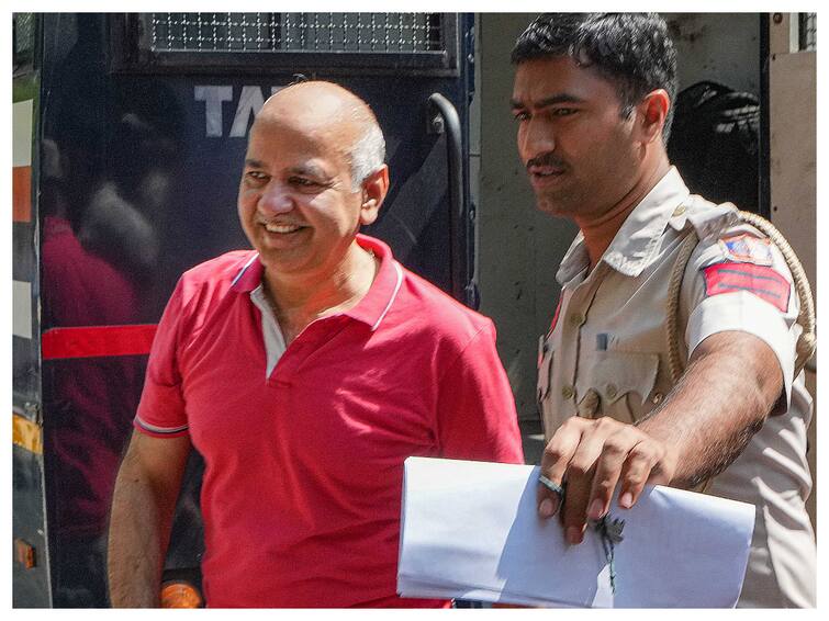 Delhi Excise Policy Case: Supreme Court To Hear AAP Leader Manish Sisodia's Bail Pleas Today Delhi Excise Policy Case: Supreme Court To Hear Manish Sisodia's Bail Pleas Today