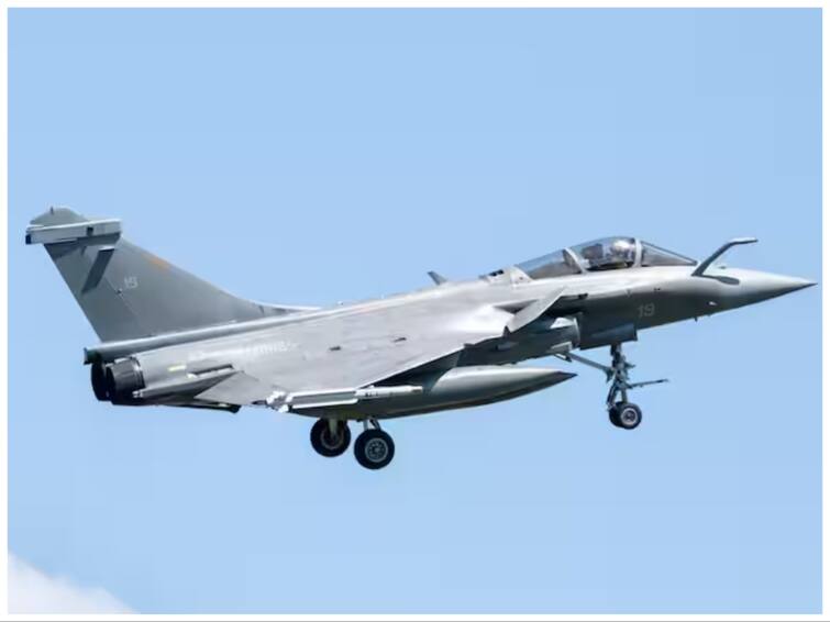 Defence Acquisition Council Approves Proposal To Buy 26 Rafale Aircraft 3 Scorpene Submarines 4 twin-seater trainer versions Top Defence Body Approves Proposal To Buy 26 Rafale-M Aircraft, 3 Scorpene Submarines