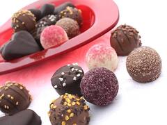 Choco Truffles Recipe : அசத்தலான சாக்கோ ட்ரஃபிள்ஸை வீட்டில் செய்து குழந்தைகள் மனதை கவருங்கள்!