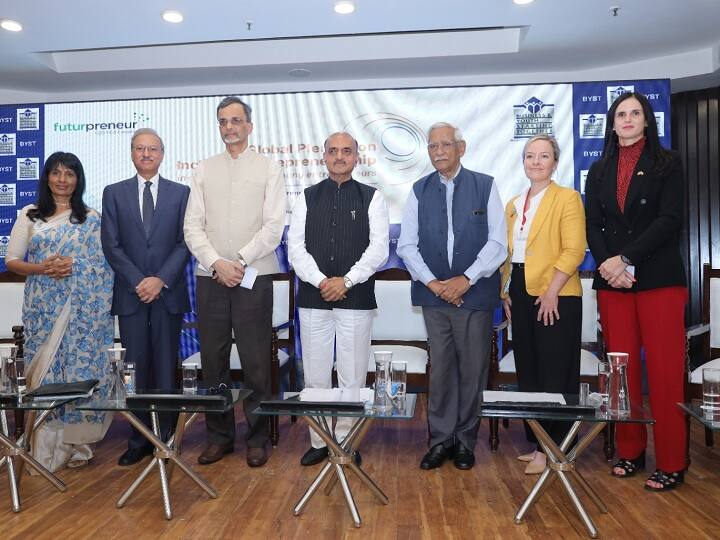 Global Plenary on Inclusive Entrepreneurship Bharatiya Yuva Shakti Trust CEA Nageswaran Inclusive Entrepreneurship: एमएसएमई पर सरकार दे रही है ध्यान, बनाई जाएंगी रोजगार पर केंद्रित नीतियां