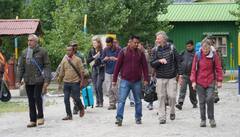 ਕਿਨੌਰ ਦੇ ਸਾਂਗਲਾ 'ਚ ਫਸੇ 118 ਸੈਲਾਨੀਆਂ ਨੂੰ ਹੈਲੀਕਾਪਟਰ ਰਾਹੀਂ ਸੁਰੱਖਿਅਤ ਕੱਢਿਆ ਬਾਹਰ