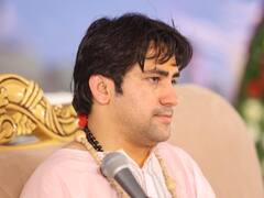 पंडित धीरेंद्र शास्त्री की कथा में महिलाओं के साथ ऐसा व्यवहार किसी ने सोचा नहीं होगा! वायरल हो रहा वीडियो