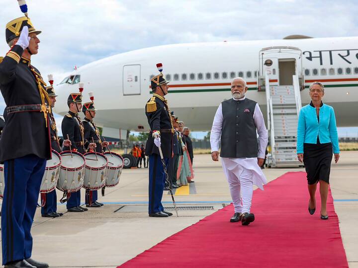 पंतप्रधान मोदी हे फ्रान्सच्या पंतप्रधान एलिझाबेथ बोर्न यांच्यासोबत बैठक करणार आहेत.