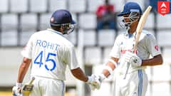 টেস্ট অভিষেকেই সেঞ্চুরি, সৌরভ-সহবাগদের ক্লাবে ঢুকে পড়লেন যশস্বী