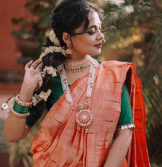 मराठी अभिनेत्री प्रार्थना बेहेरेने सोशल मीडियावर तिचे काही फोटो शेअर केले आहेत.