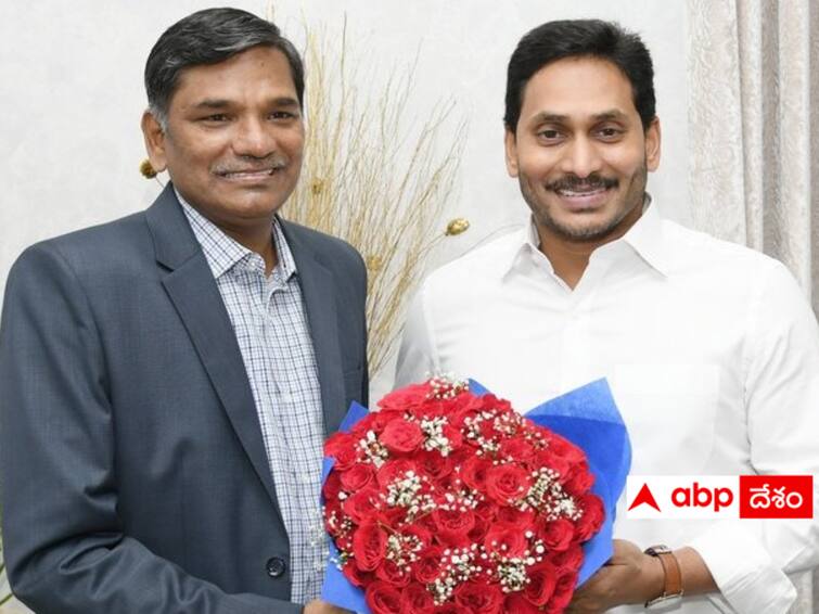 AP DGP Rajendranath Reddy met CM Jagan. DGP Meet CM : సీఎం జగన్‌తో డీజీపీ భేటీ - ఏపీలో లా అండ్ ఆర్డర్ పరిస్థితిపై నివేదిక !