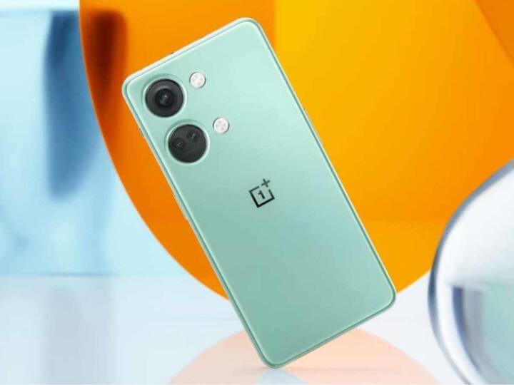 OnePlus Nord 3 (Rs 33,999): This phone has a 50-megapixel main sensor, an 8-megapixel ultrawide, and a 2-megapixel macro lens on the back and a 16-megapixel selfie camera at the front. It also has a 5,000mAh battery and a 6.74-inch Super Fluid AMOLED display with a 120Hz refresh rate. (Source: OnePlus)