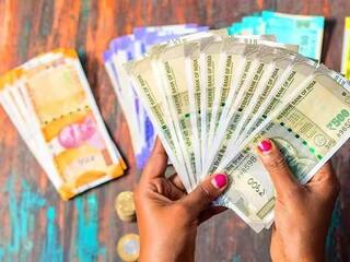 Sensex: ৩ বছরে কোটিপতি হয়েছেন বিনিয়োগকারীরা, এই মাল্টিব্যাগারের নাম জানেন ?